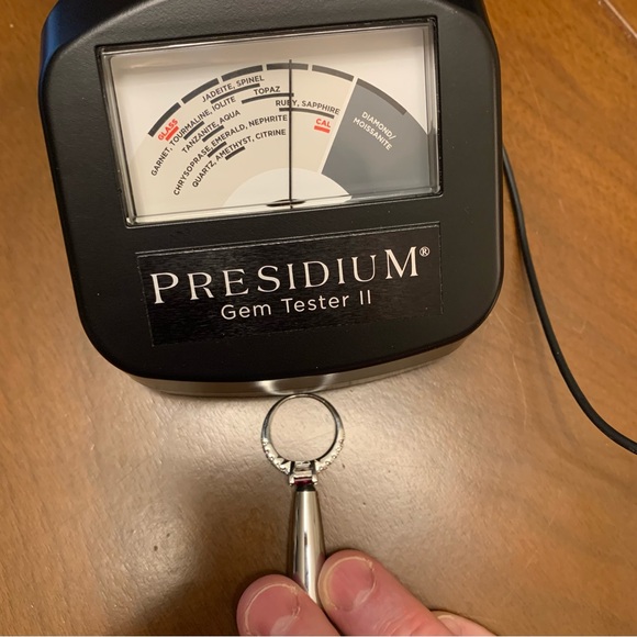 RUBY RING PRINCESS CUT 925 Sterling Silver CZ Size 6 Lab Created JULY birthstone - Picture 10 of 12